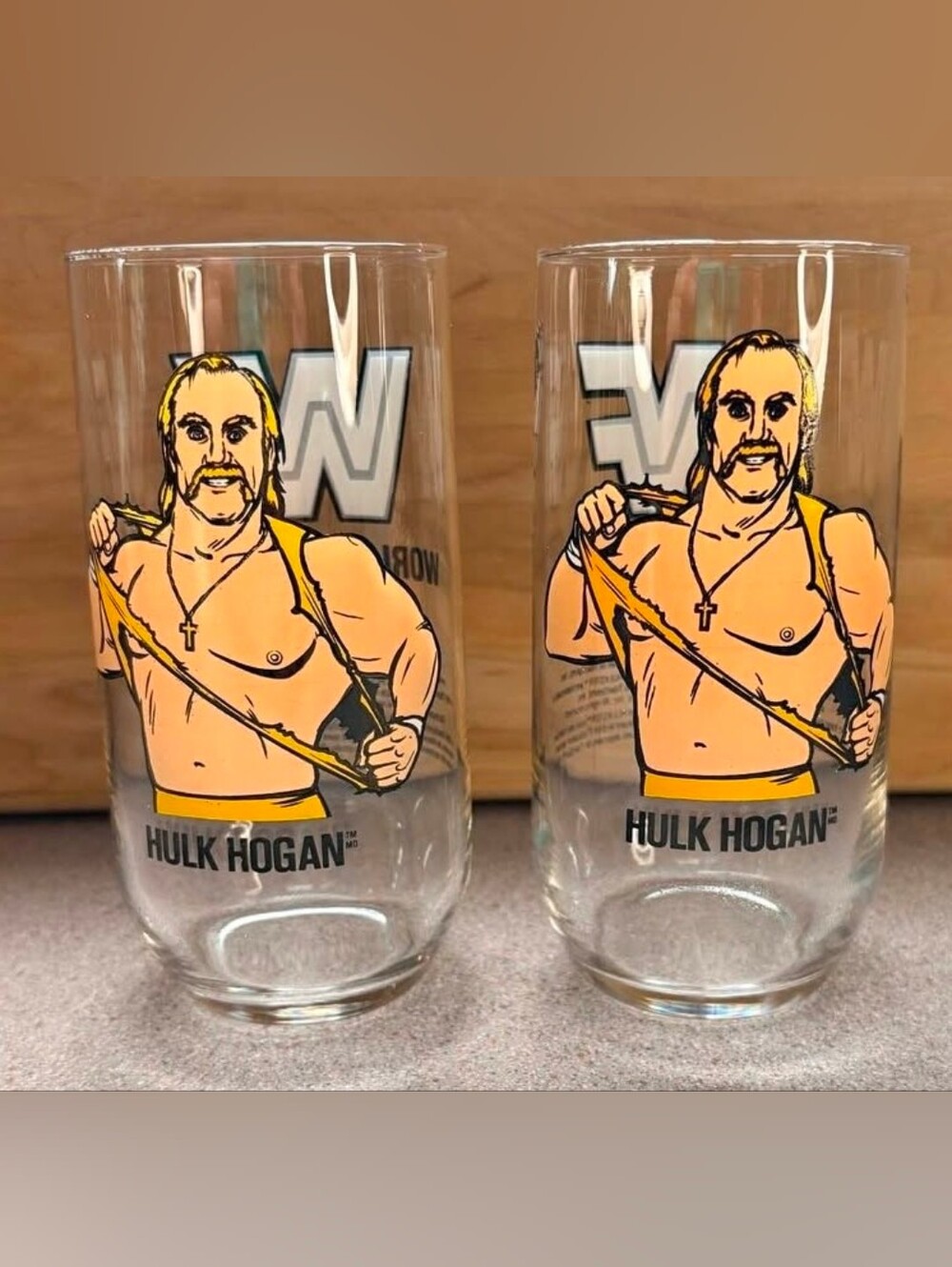 2x WWF HULK HOGAN VINTAGE GLASSES